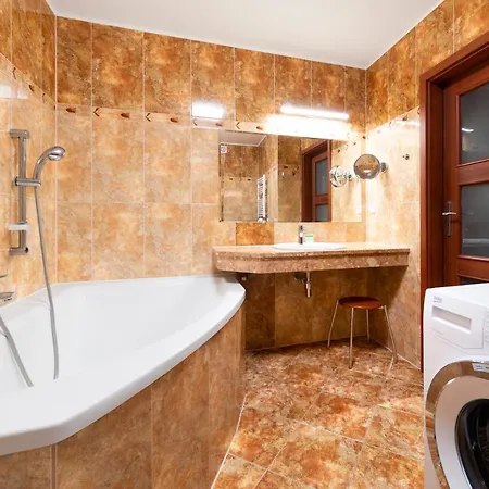 דירה Anker קולובז'ג