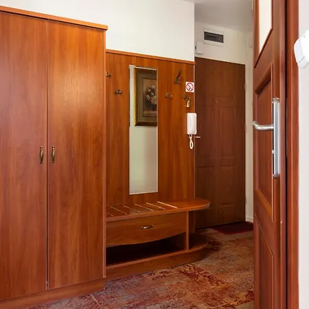 Anker Apartment *